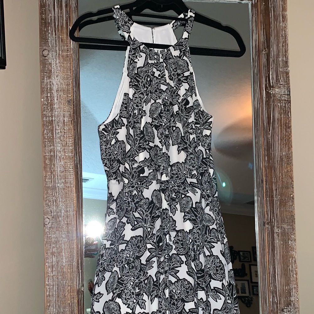 Express mid dress